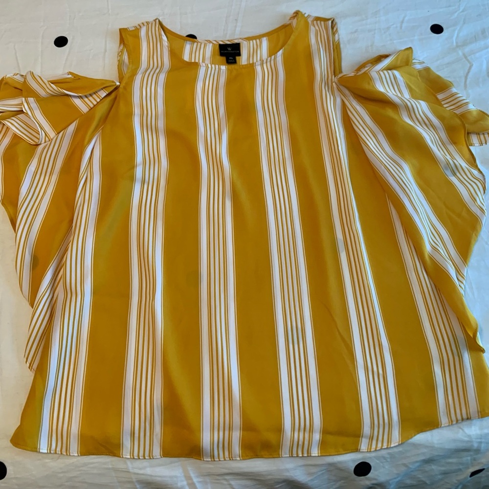Worthington flutter sleeve cold shoulder shirt.